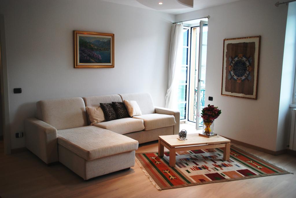 Bella Piazza Apartment Colico Cameră foto